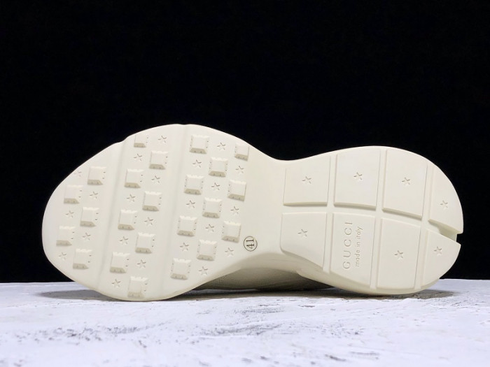 G*u*i rhyton vintage trainer sneaker 500878 drw00 9522