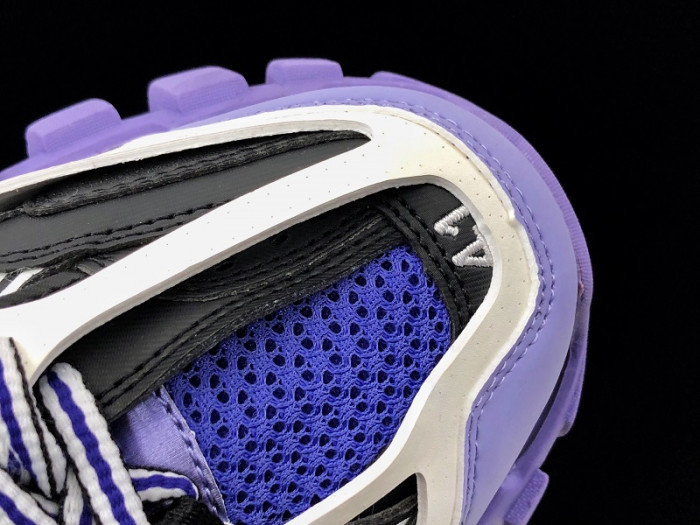 BLCG WMNS TRACK TRAINER