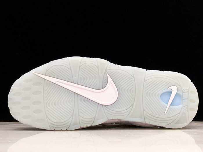 nike air more uptempo Ch*0me white 917593-100