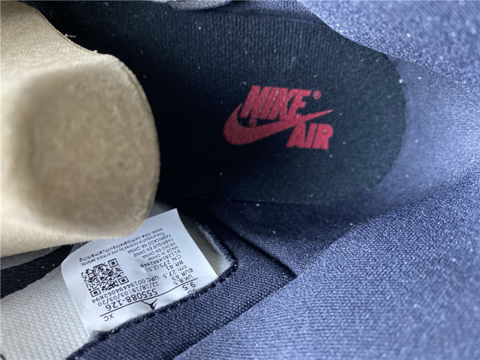 Air Jordan 1 High OG “Light Smoke Grey” 555088-126