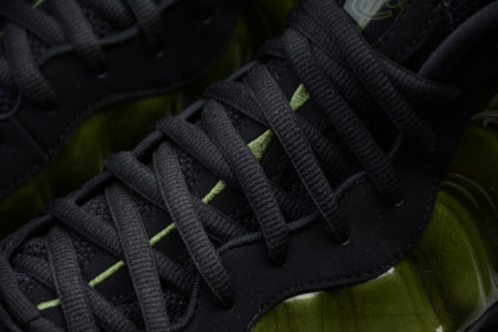 NIKE AIR FOAMPOSITE ONE MEN LEGION GREEN/BLACK 314996-301