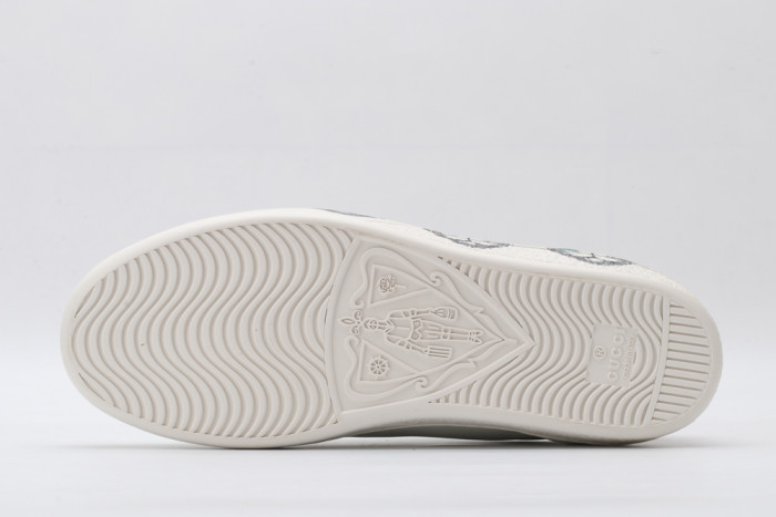 G*u*i low-top sneaker