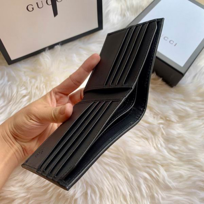 G*u*i wallet 365491 11*9