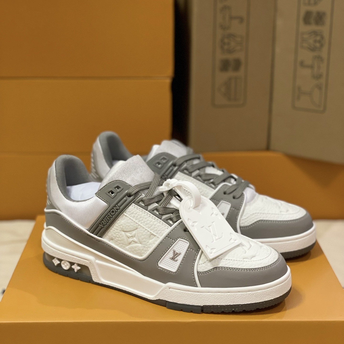 Loui Vuitto TRAINER SNEAKER