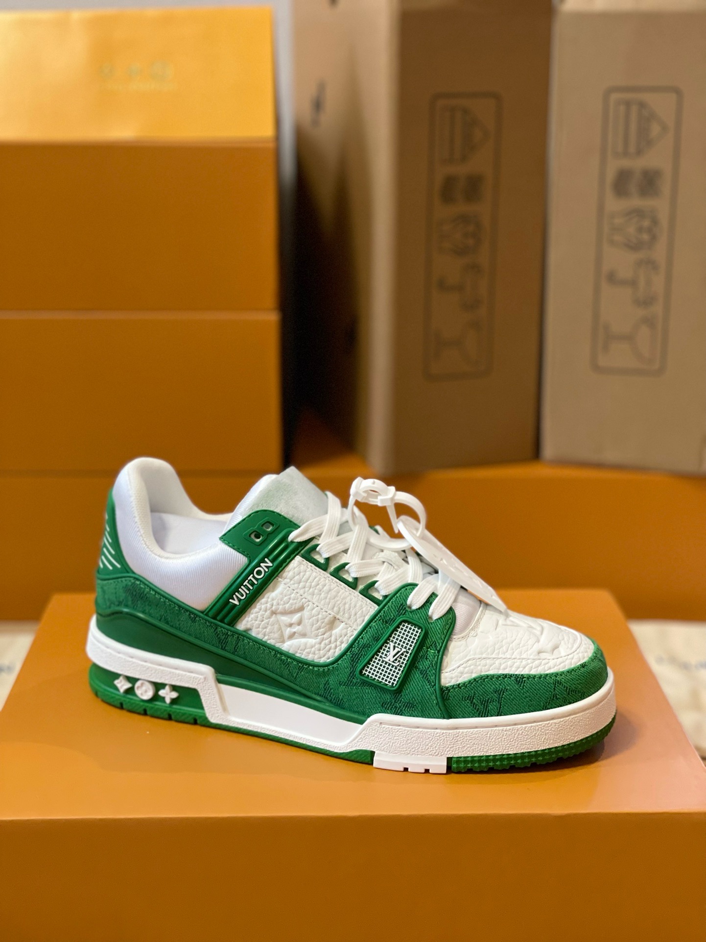 Loui Vuitto TRAINER SNEAKER